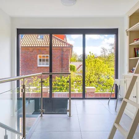 Muehlenblick 4, Og Mit Balkon Und Muehlenblick In Zentraler Lage! Apartment Hage
